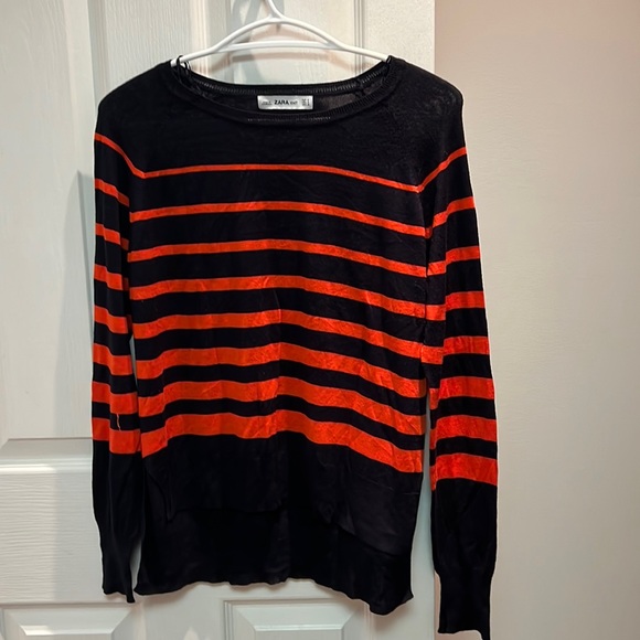 Zara Stripes Crew Neck Sweater